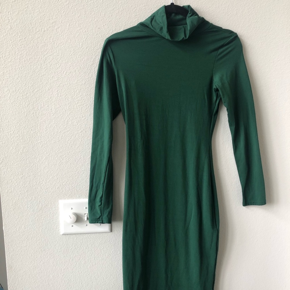 Long sleeve body con dress